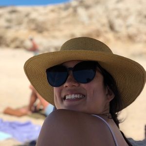 Meet your Posher, Marissa